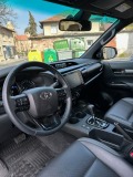 Toyota Hilux INVICIBLE 204k.c. Освободена от ДДС, снимка 7 - Автомобили и джипове - 44826508