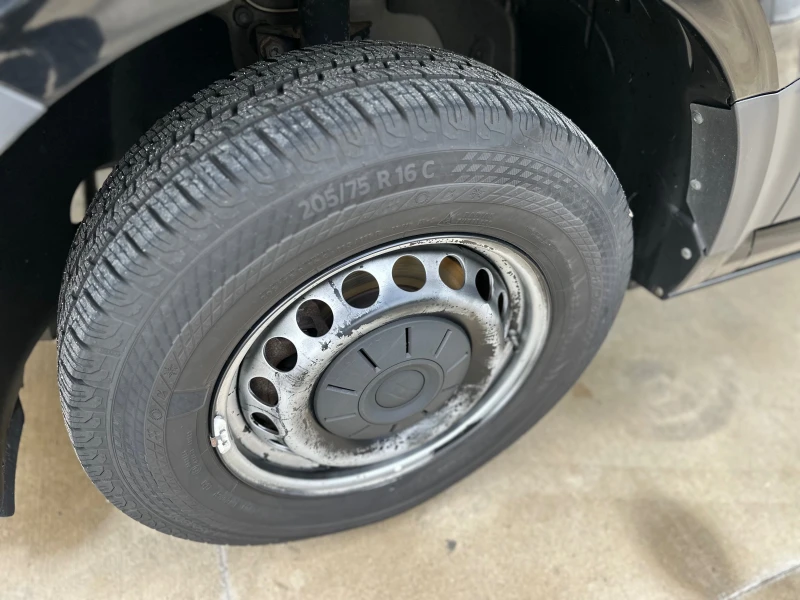 Man TGE MAXI!EURO6!УНИКАТ!КЛИМА!ТОП!, снимка 3 - Бусове и автобуси - 49750918