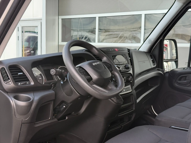 Iveco Daily 35C16 Гаранция 2 години, снимка 9 - Бусове и автобуси - 51407974