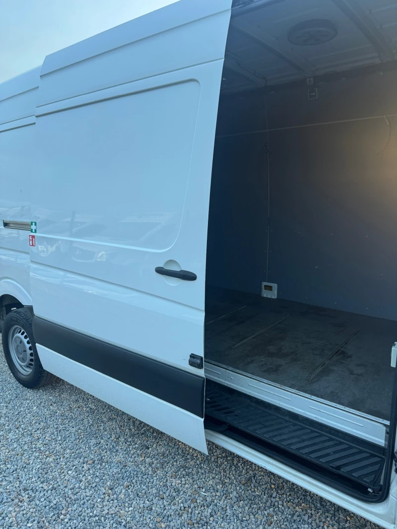 VW Crafter 2.0TDI* MAXXI* Клима* Немски* 6ск* Оригинал, снимка 12 - Бусове и автобуси - 52839786