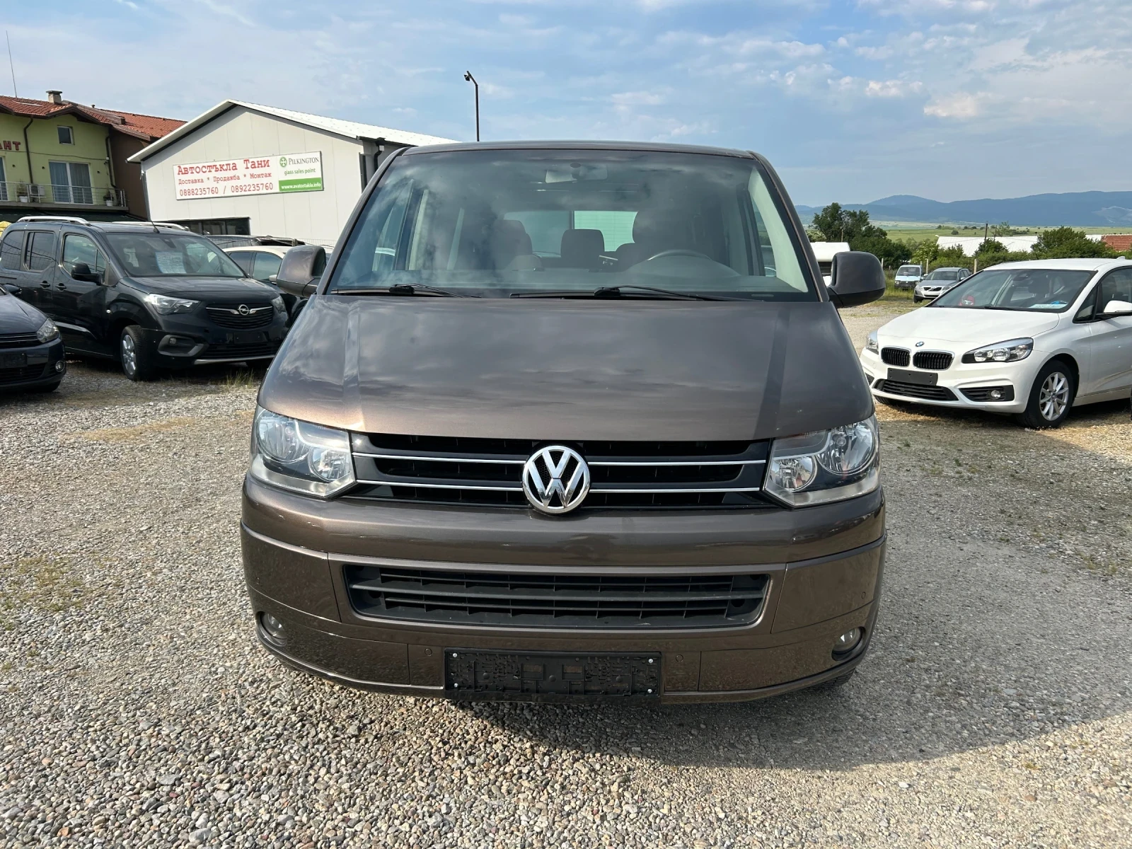 VW Caravelle 2.0TDI 8+ 1 - изображение 2
