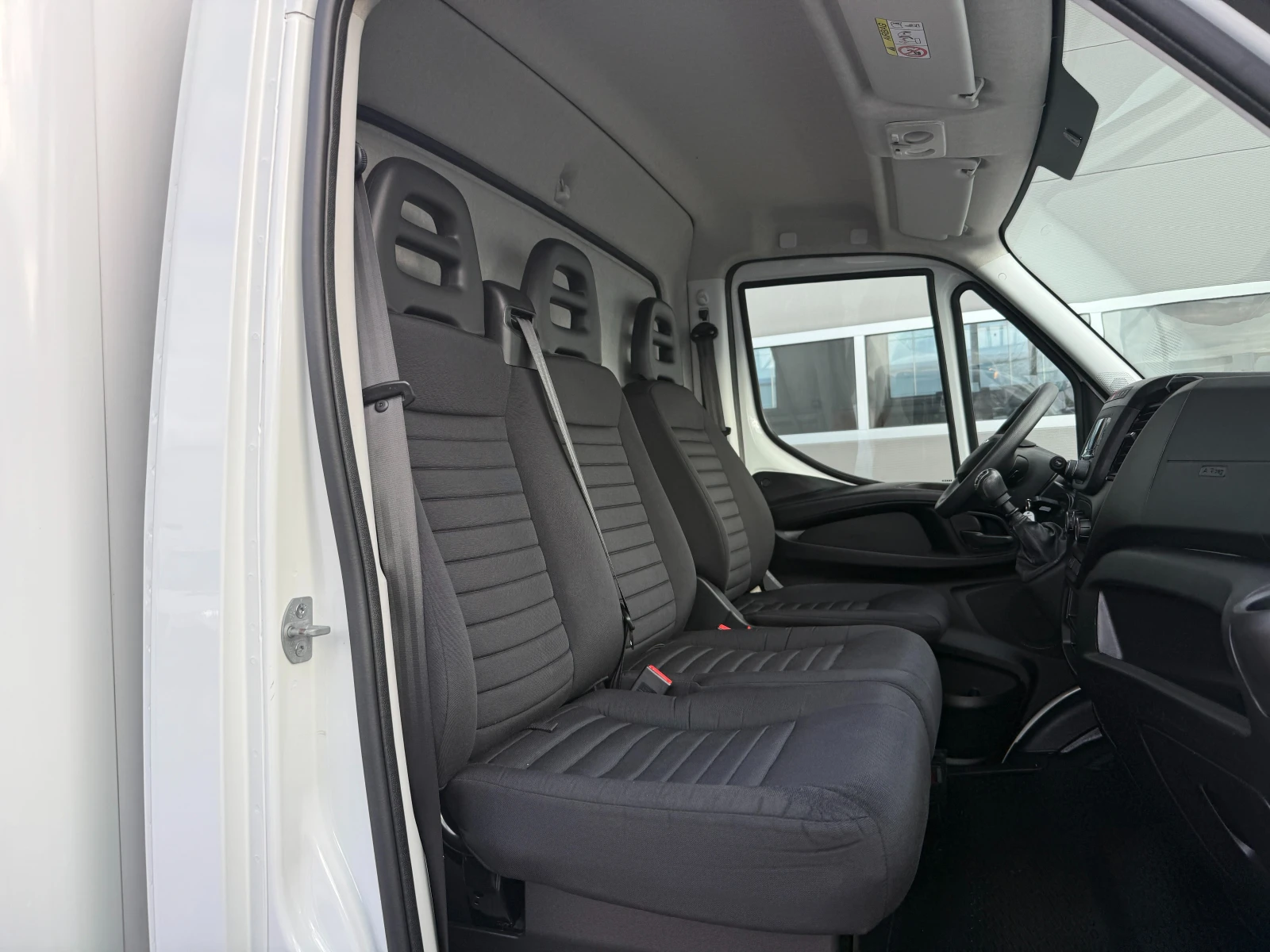 Iveco Daily 35C16  2  | Mobile.bg   12