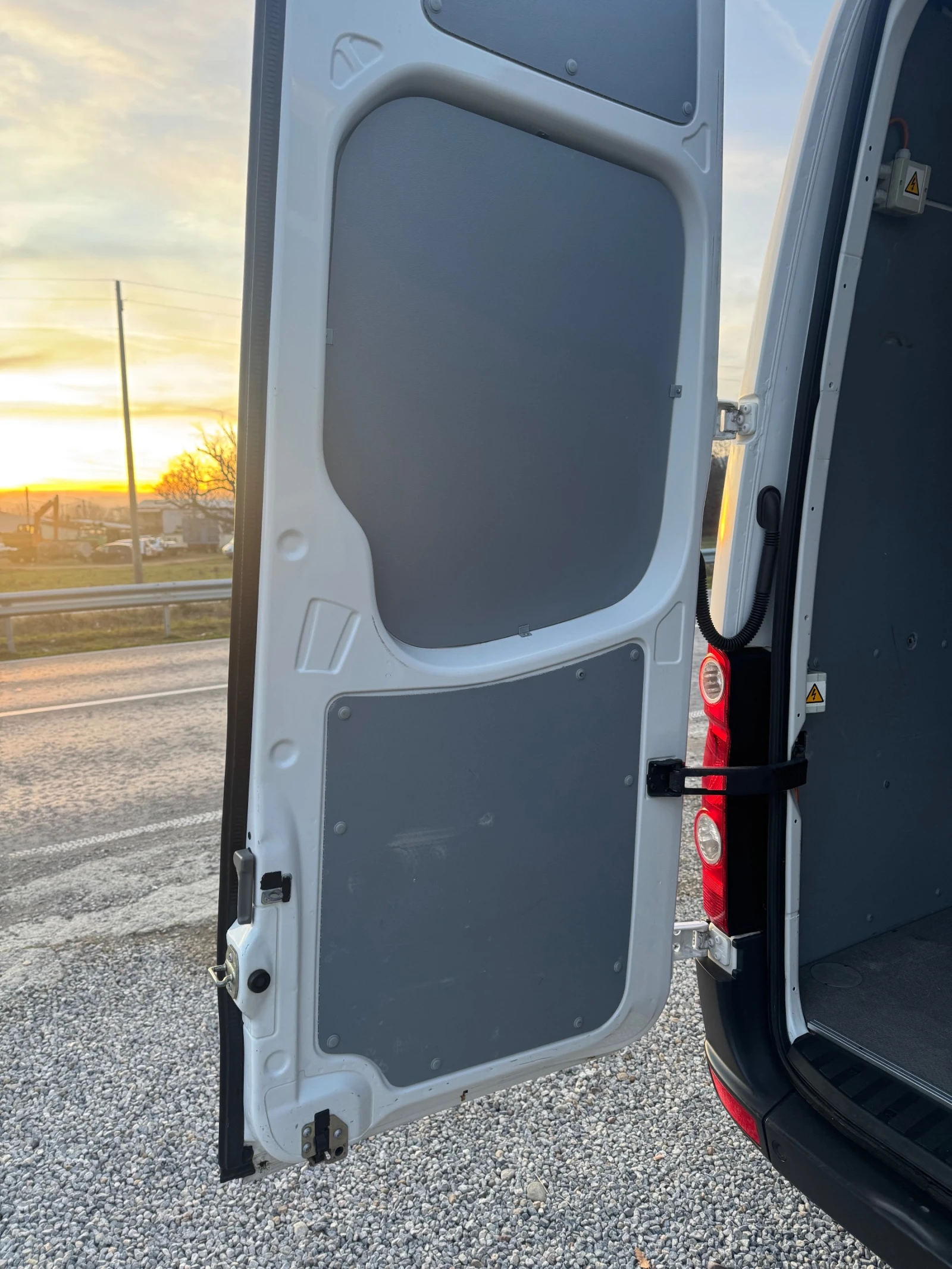 VW Crafter 2.0TDI* MAXXI* Клима* Немски* 6ск* Оригинал - изображение 8