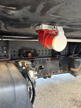 Man Tgs Хладилник, снимка 6