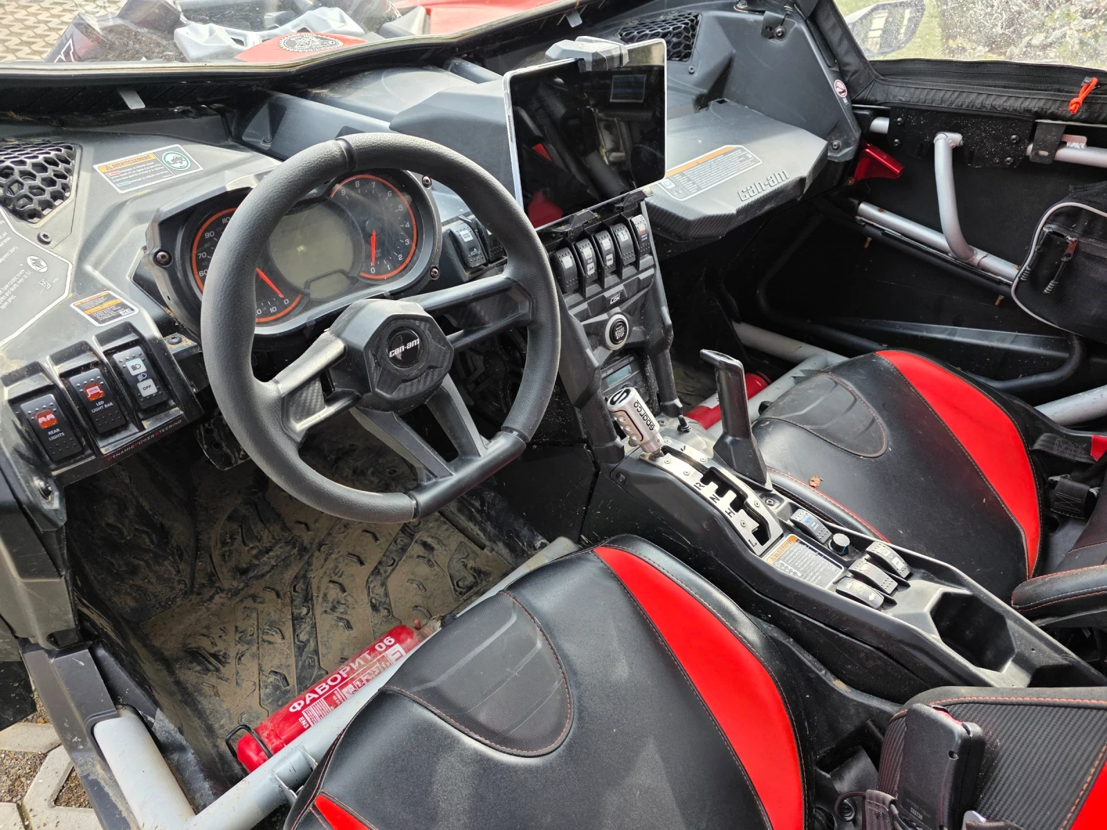 Can-Am Maverick X3 Maverick X3 X-RS Turbo RR, снимка 9 - Мотоциклети и мототехника - 53852345