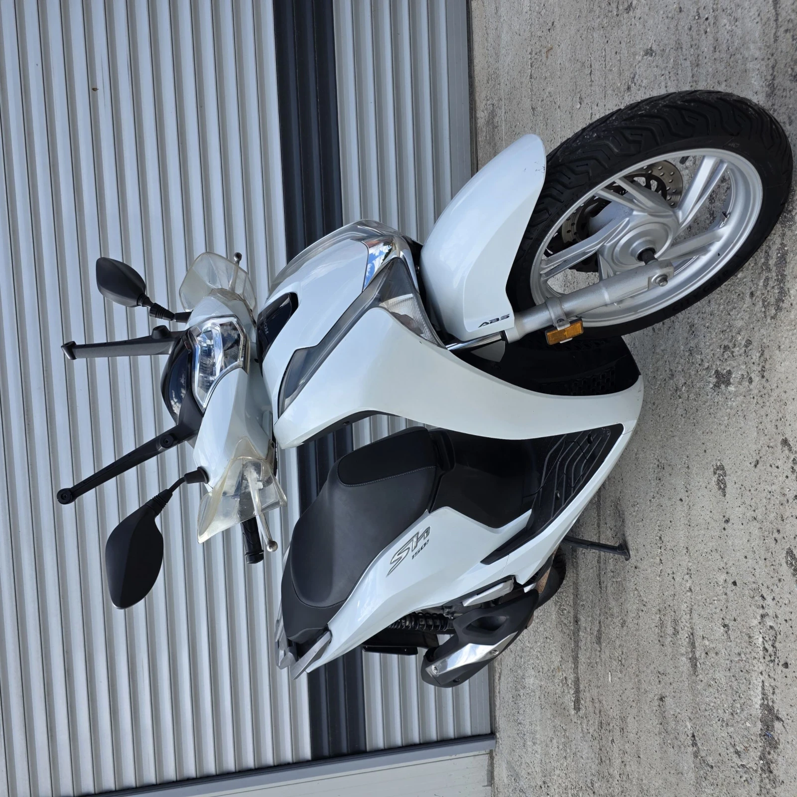 Honda Sh 150, снимка 2 - Мотоциклети и мототехника - 55416175