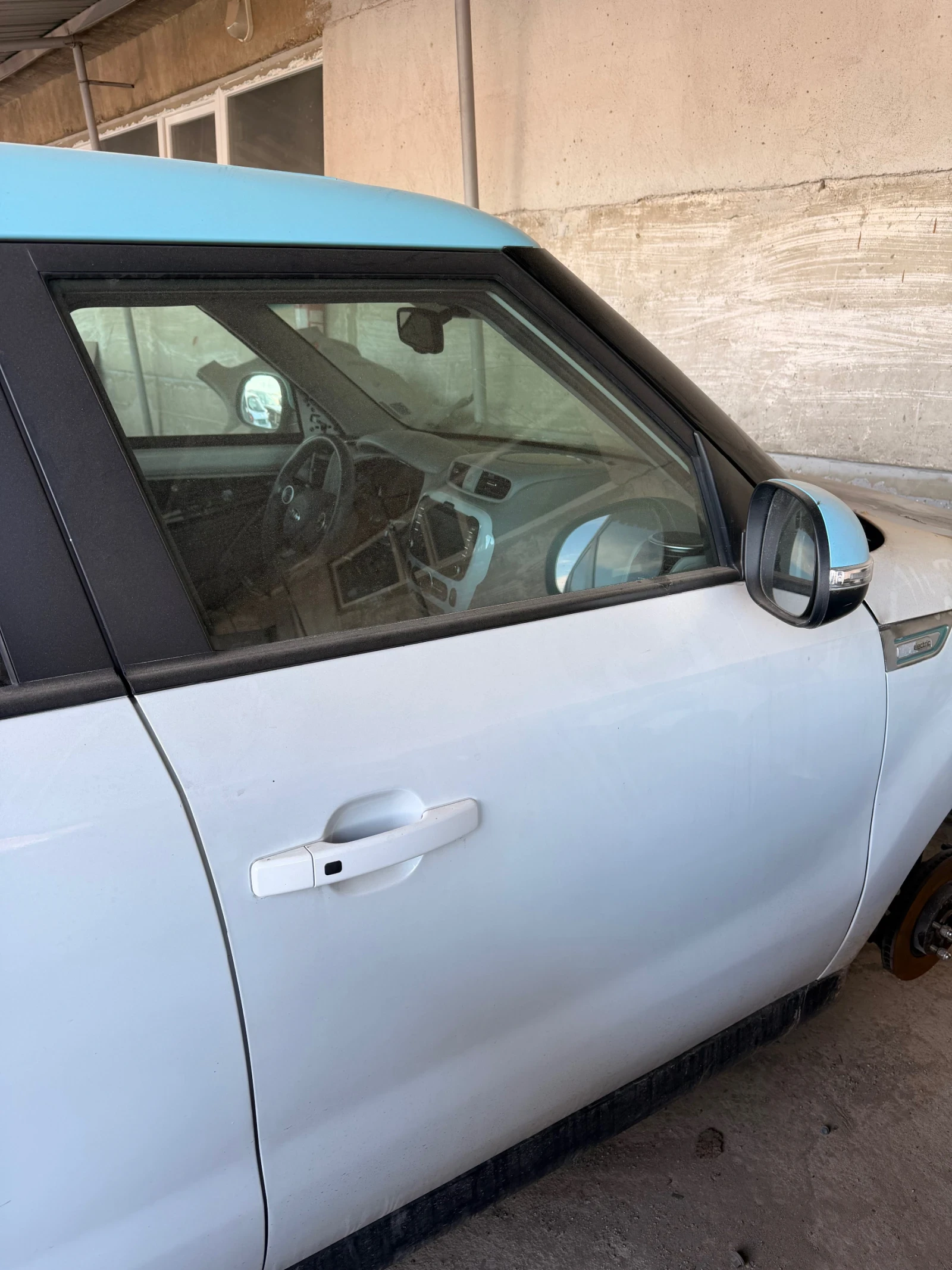 Предна дясна врата KIA SOUL 2016