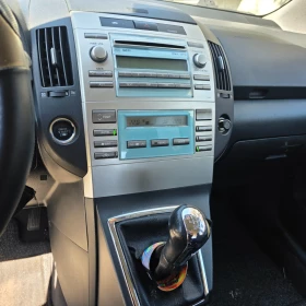 Toyota Corolla verso 2.2, снимка 8