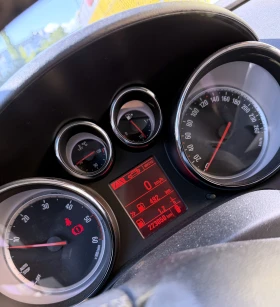 Opel Astra J Sedan 1.6 CDTI, снимка 11