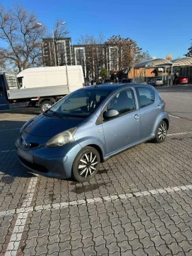 Toyota Aygo 1.0 - изображение 1