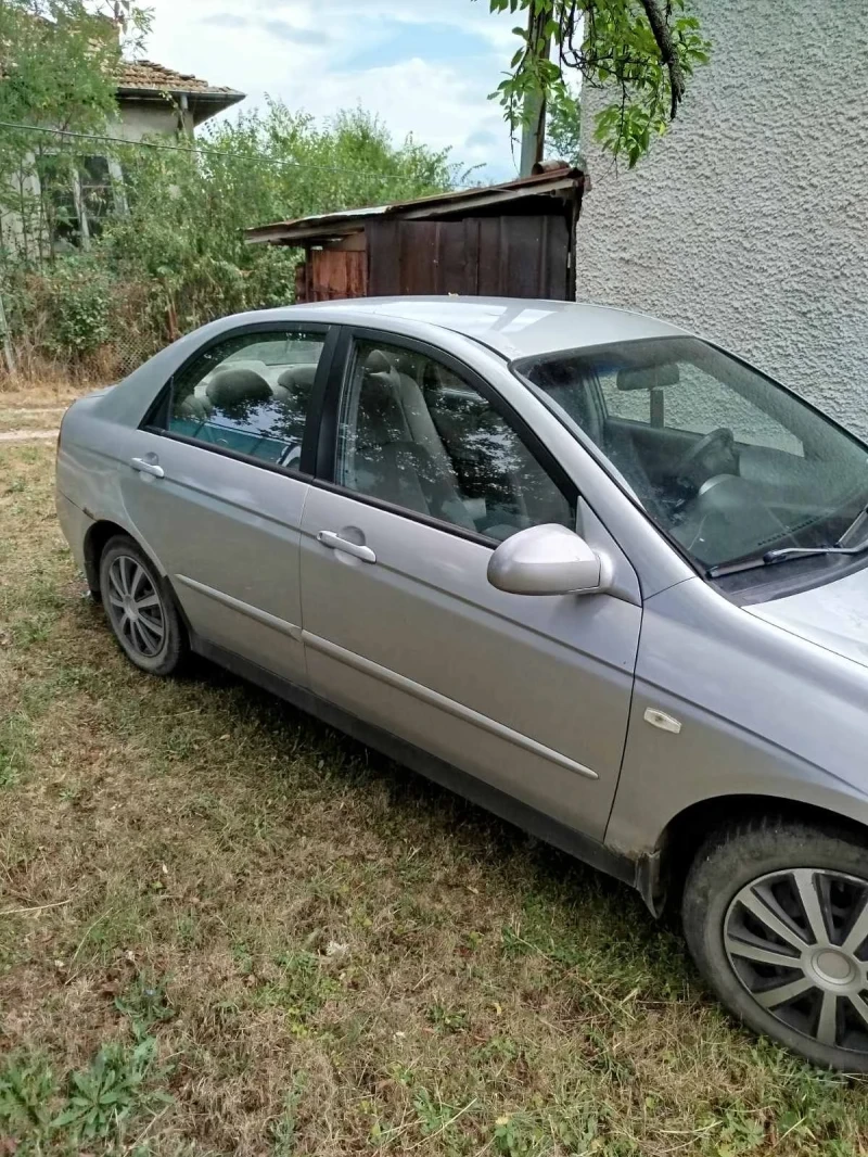 Kia Cerato, снимка 4 - Автомобили и джипове - 47870247