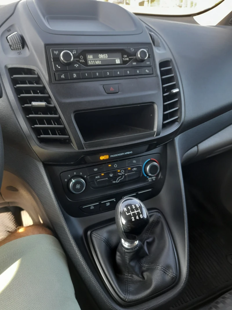 Ford Connect, снимка 12 - Автомобили и джипове - 47169860