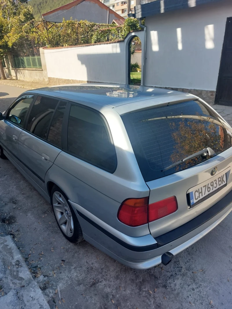 BMW 520 I ГАЗ, снимка 4 - Автомобили и джипове - 47596758