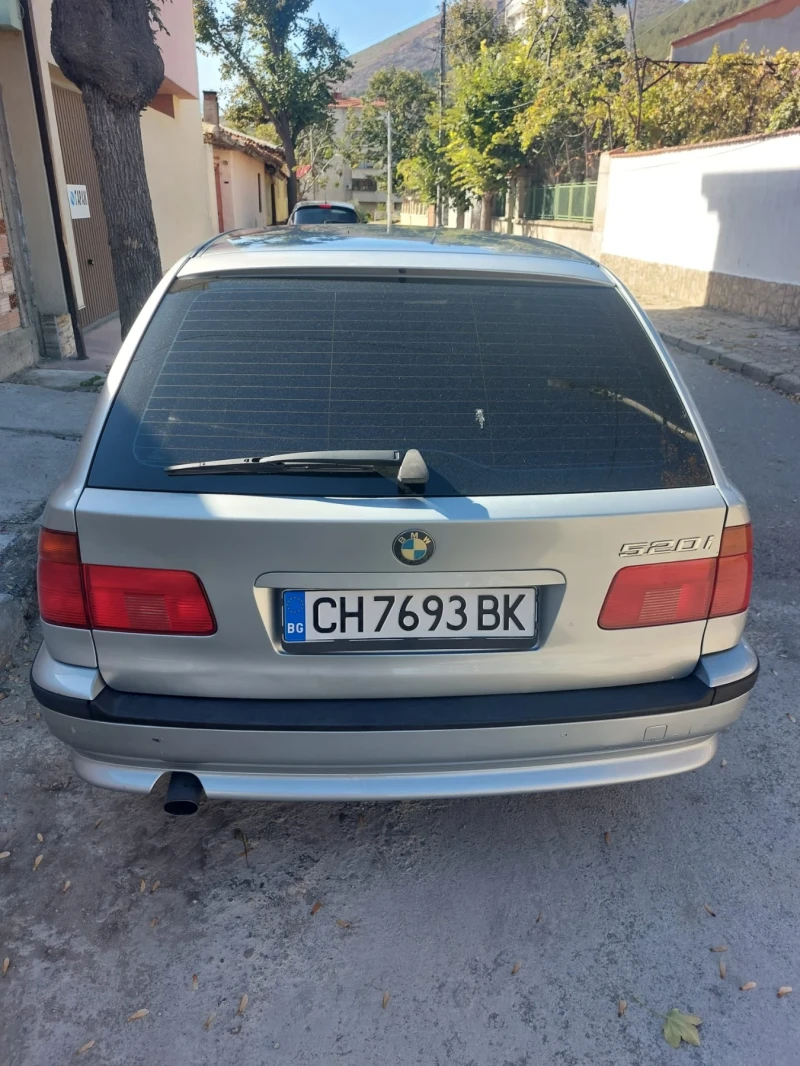 BMW 520 I ГАЗ, снимка 7 - Автомобили и джипове - 47596758