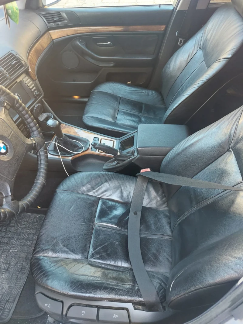 BMW 520 I ГАЗ, снимка 6 - Автомобили и джипове - 47596758