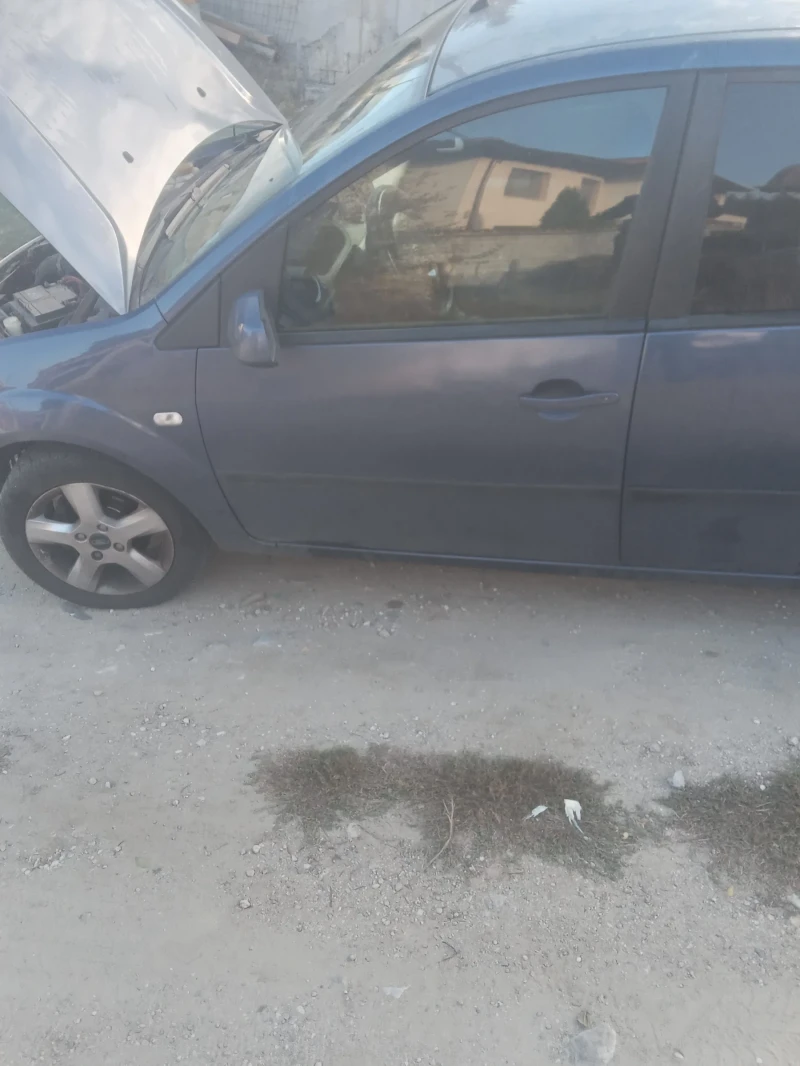 Ford Fiesta, снимка 3 - Автомобили и джипове - 47726627