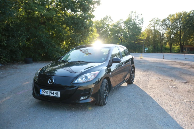 Mazda 3, снимка 1 - Автомобили и джипове - 48053301