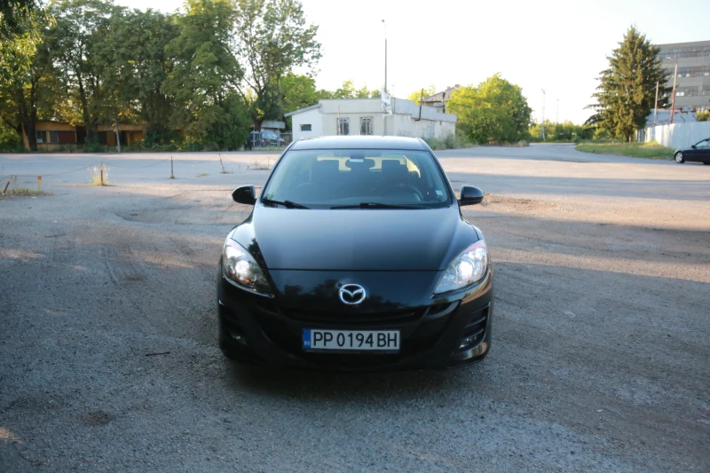 Mazda 3, снимка 2 - Автомобили и джипове - 48053301