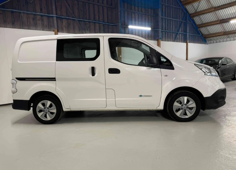 Nissan e-NV200 41kW/Navi/Camera/Premium, снимка 3 - Автомобили и джипове - 48899357