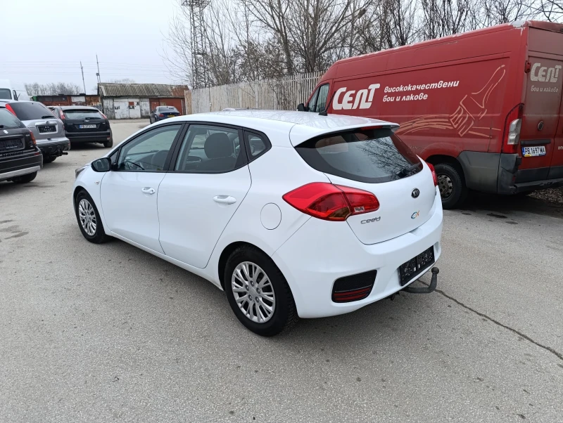 Kia Ceed 1.4crdi, снимка 6 - Автомобили и джипове - 49522949