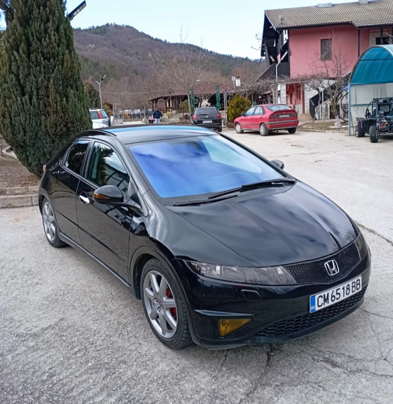 Honda Civic 1.8 i-vtec sport, снимка 3 - Автомобили и джипове - 49570145