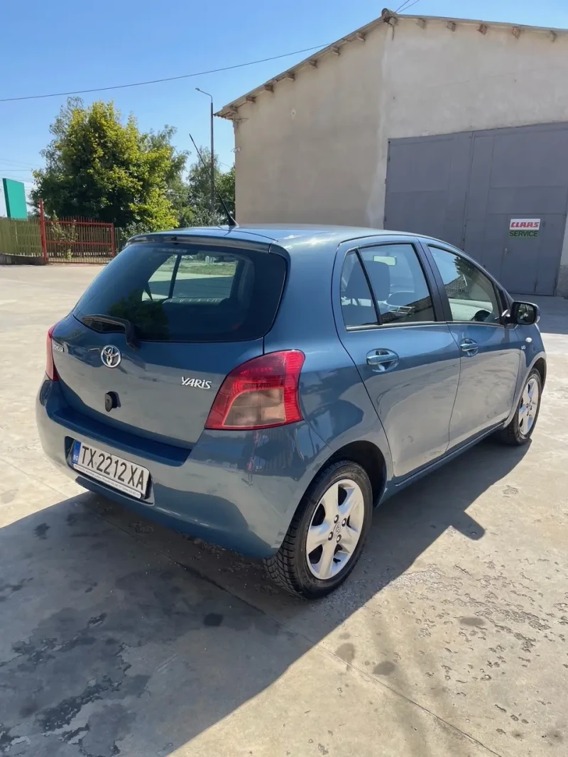 Toyota Yaris, снимка 5 - Автомобили и джипове - 51367822