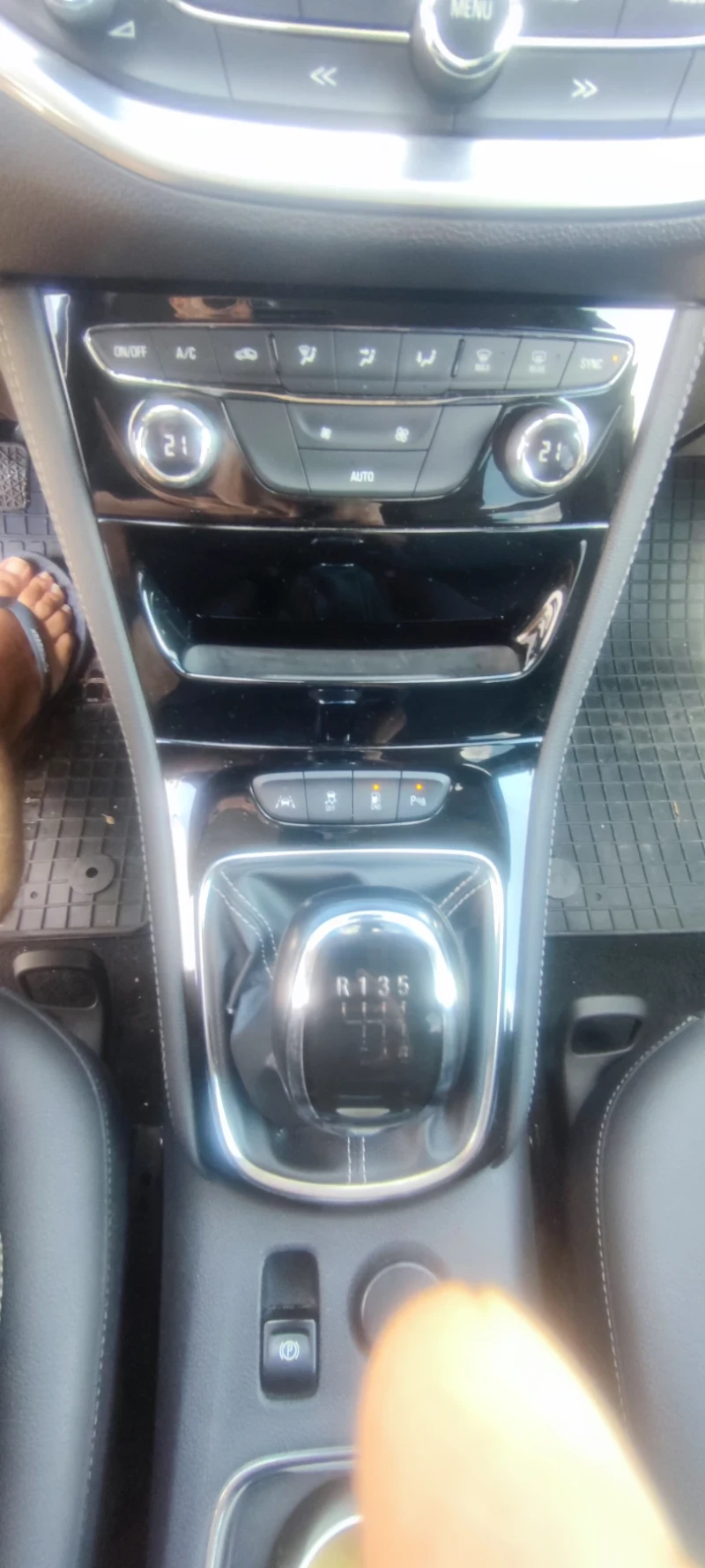 Opel Astra, снимка 12 - Автомобили и джипове - 52374146