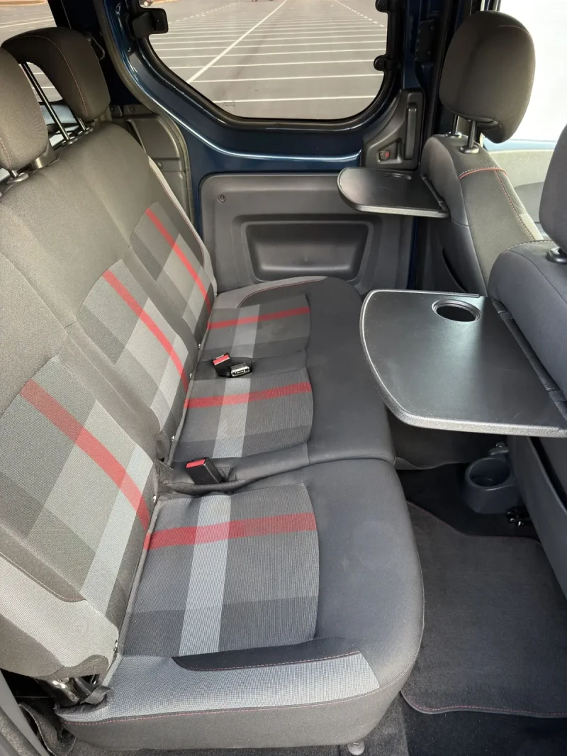 Dacia Dokker SCe 102 к.с, снимка 11 - Автомобили и джипове - 52605182