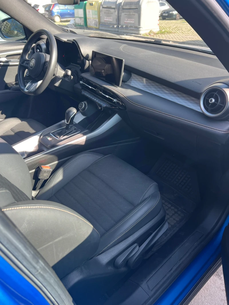 Alfa Romeo Tonale 1.5 MHEV Ti, снимка 12 - Автомобили и джипове - 52393973