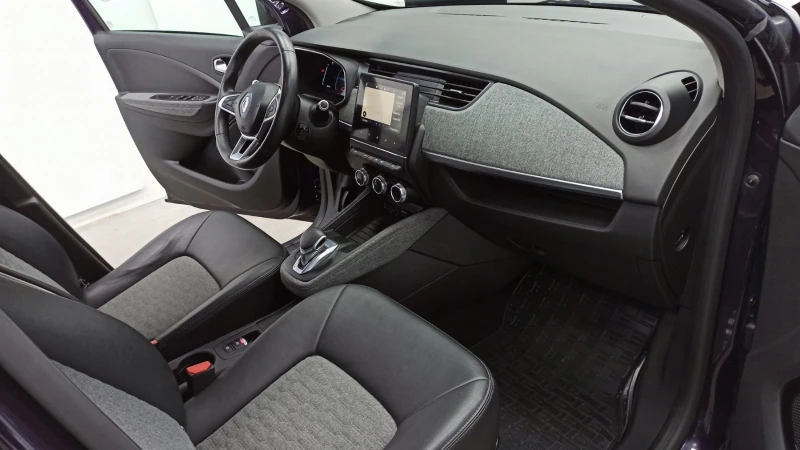 Renault Zoe 52kWh, снимка 8 - Автомобили и джипове - 53290818