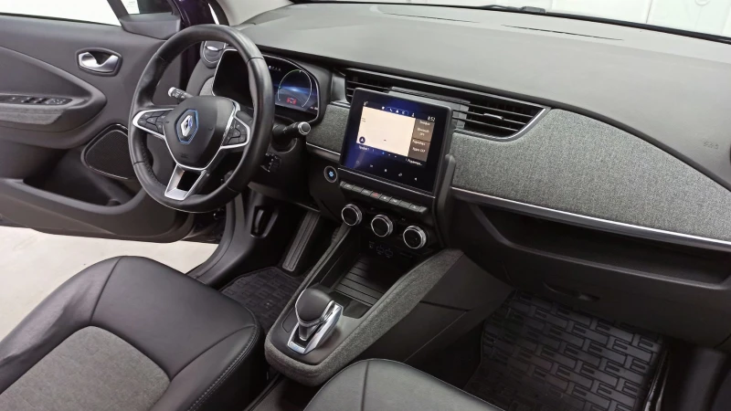 Renault Zoe 52kWh, снимка 9 - Автомобили и джипове - 53290818