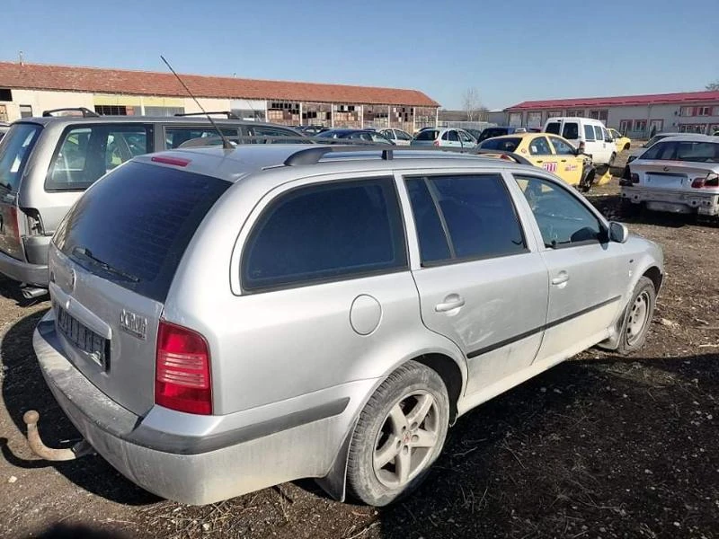 Skoda Octavia 1.9 TDI , снимка 2 - Автомобили и джипове - 35793990