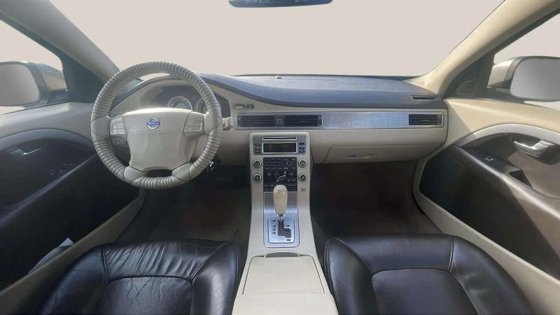 Volvo Xc70 2.4 D5 - 15490 лв. - 32390585 | Car24.bg