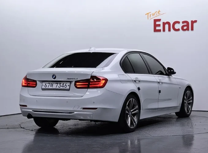 BMW 320 Sport - изображение 2