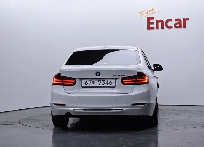 BMW 320 Sport - изображение 4