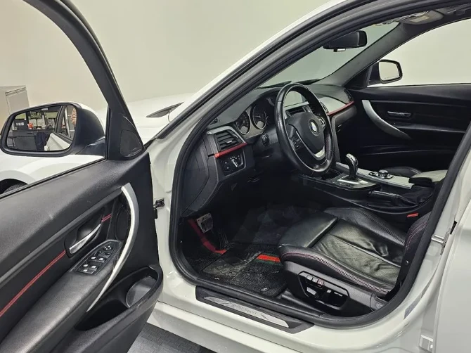 BMW 320 Sport - изображение 10