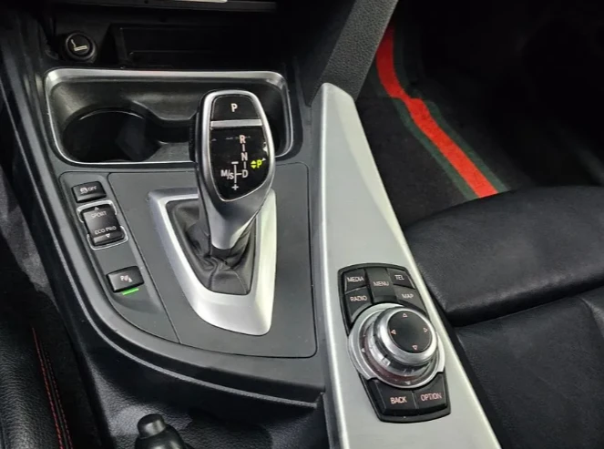 BMW 320 Sport - изображение 9