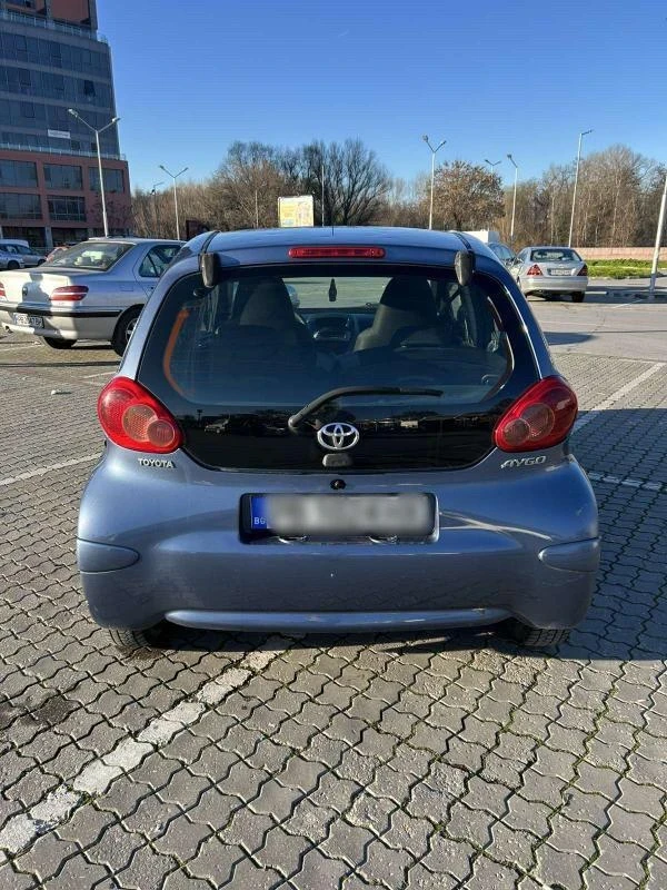 Toyota Aygo 1.0 - изображение 4