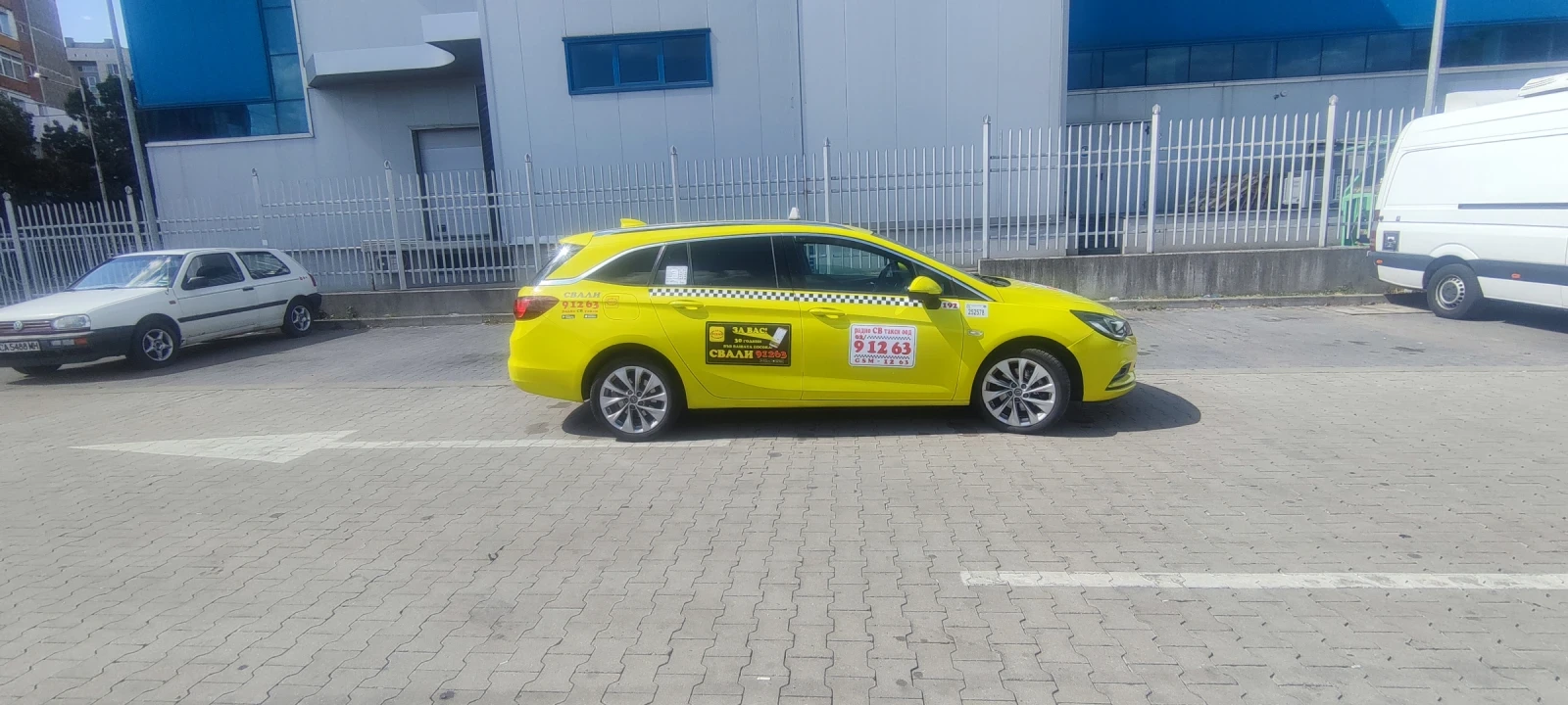 Opel Astra, снимка 1