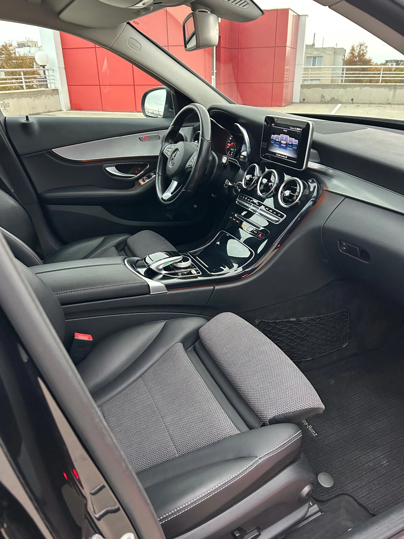 Mercedes-Benz C 180  // AVANTGARDE // LED  | Mobile.bg   13