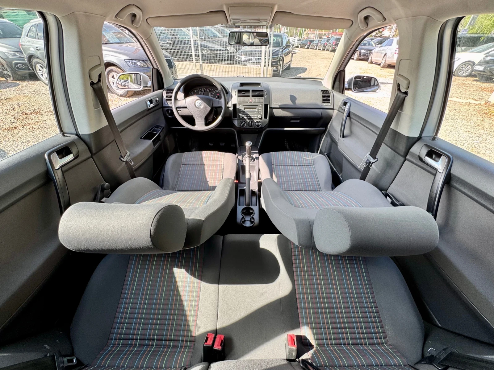 VW Polo 1.4TDI 70HP Климатик - изображение 9