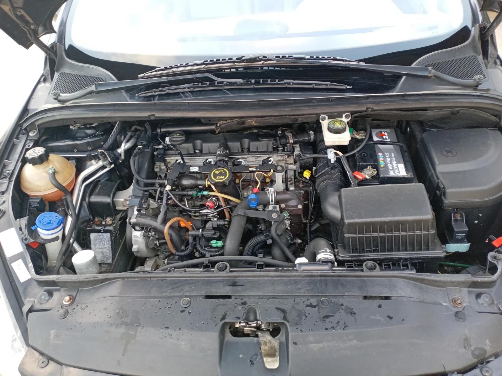 Peugeot 307 2.0 - изображение 8