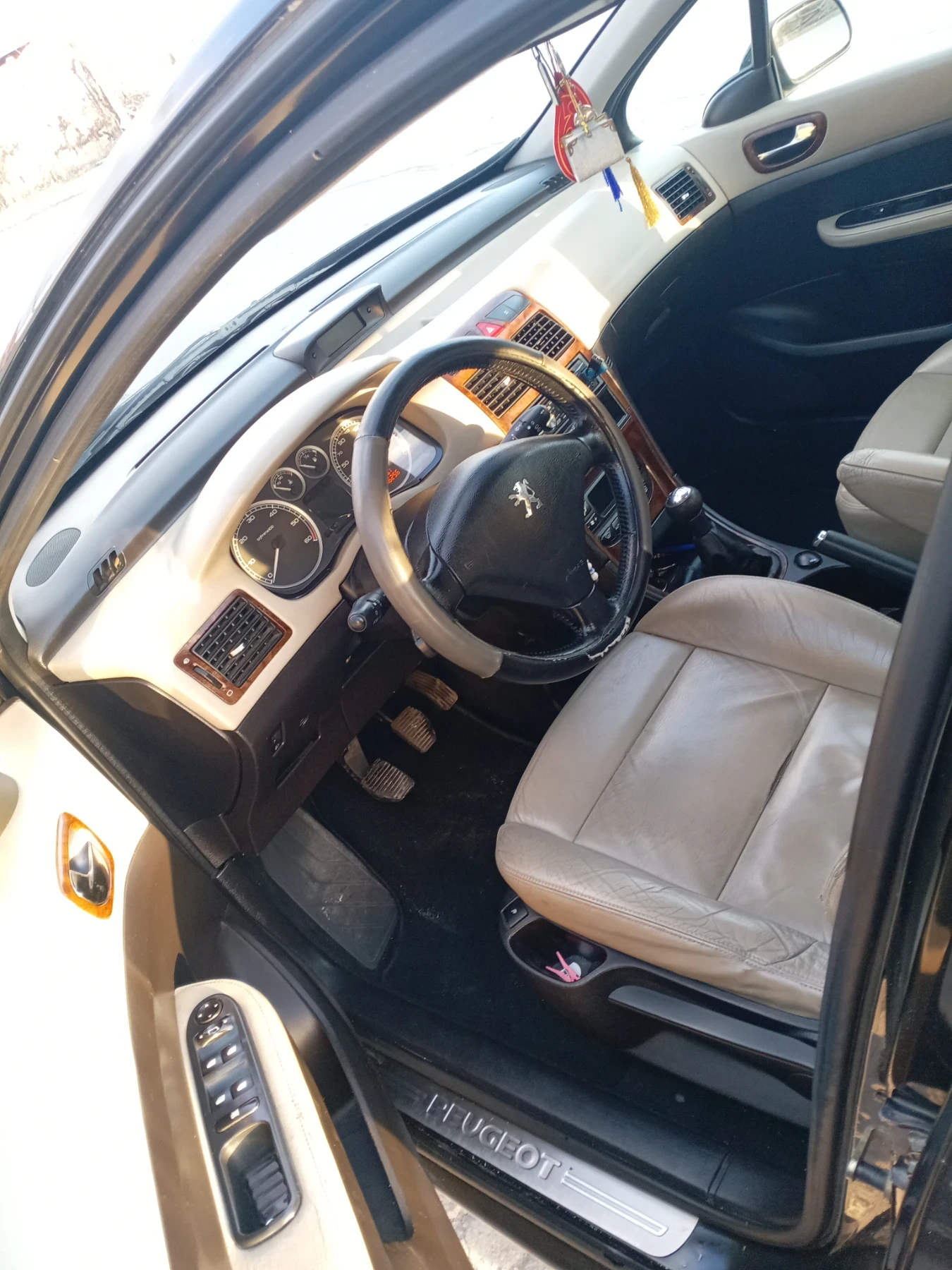 Peugeot 307 2.0 - изображение 4