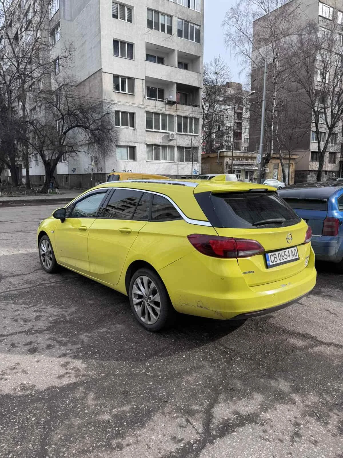 Opel Astra, снимка 16 - Автомобили и джипове - 53885692
