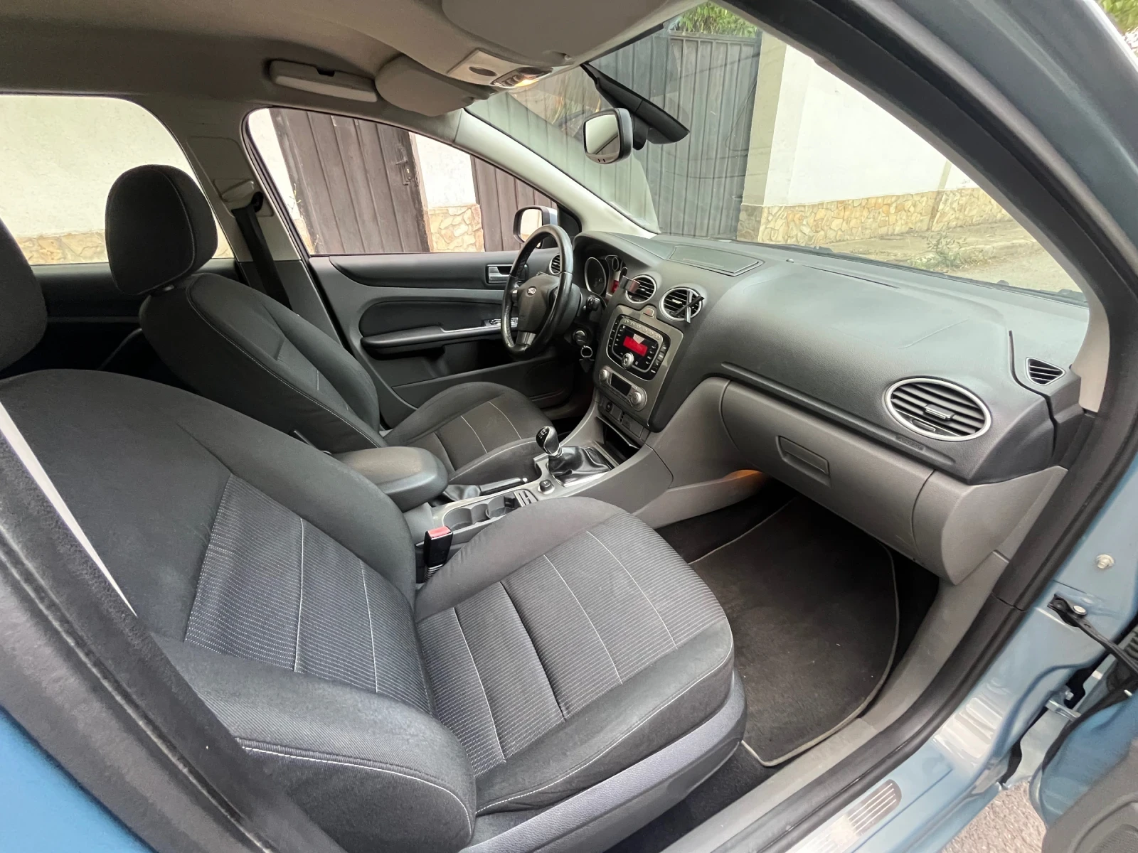 Ford Focus 2.0i Gaz/Benzin - изображение 10