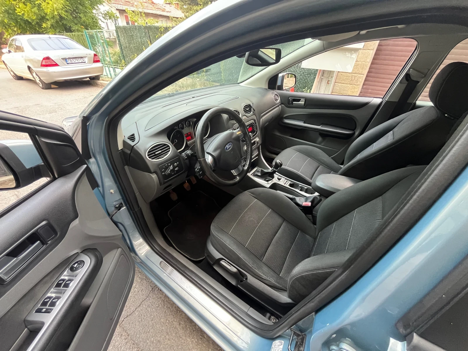 Ford Focus 2.0i Gaz/Benzin - изображение 9