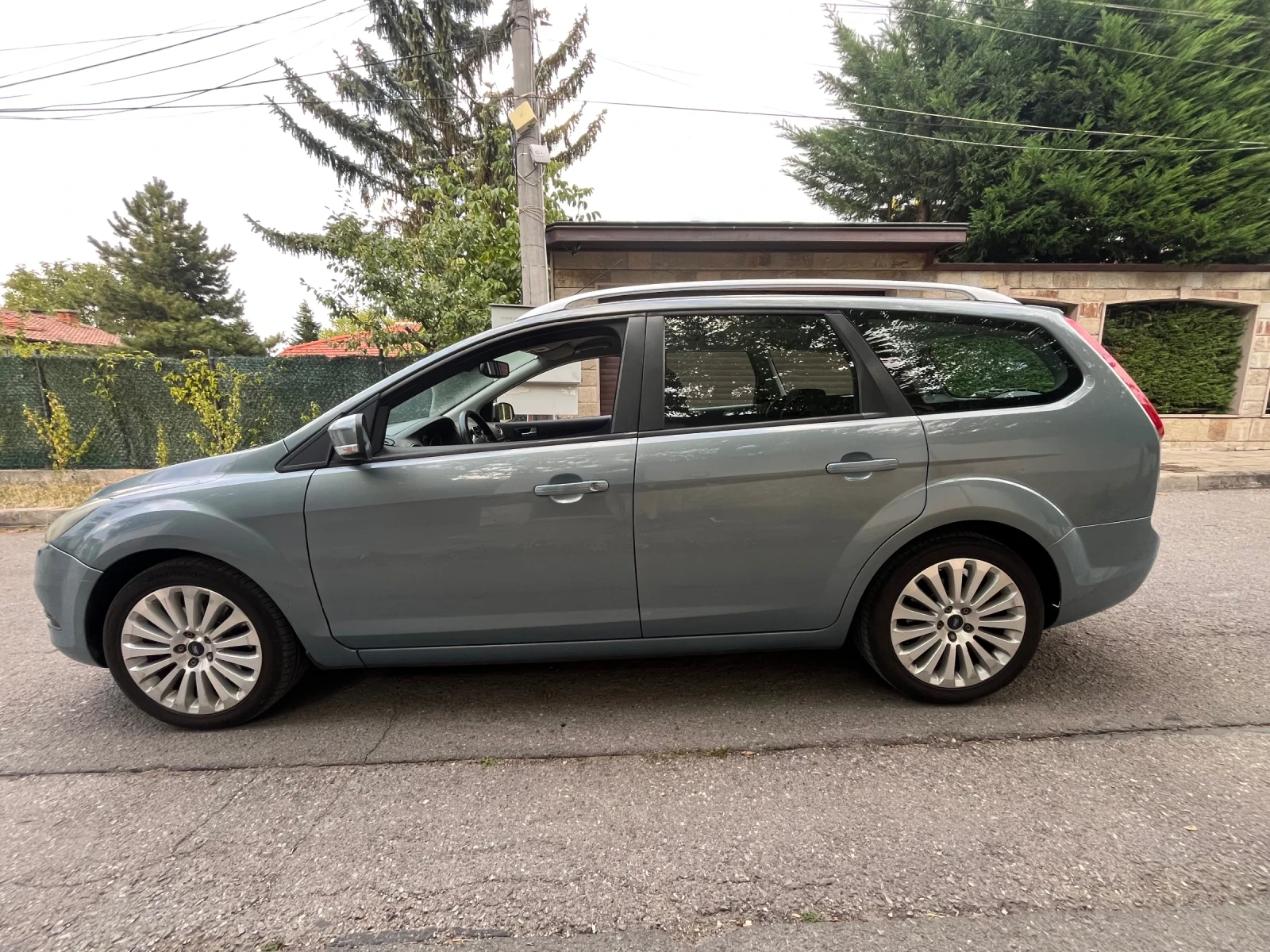 Ford Focus 2.0i Gaz/Benzin - изображение 8