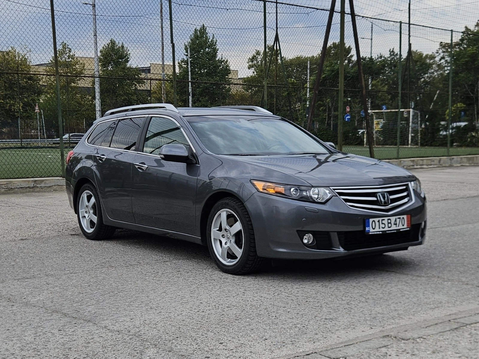Honda Accord 2.4i-VTEC Distronic* Line Asist* Navi* Cam  - изображение 3