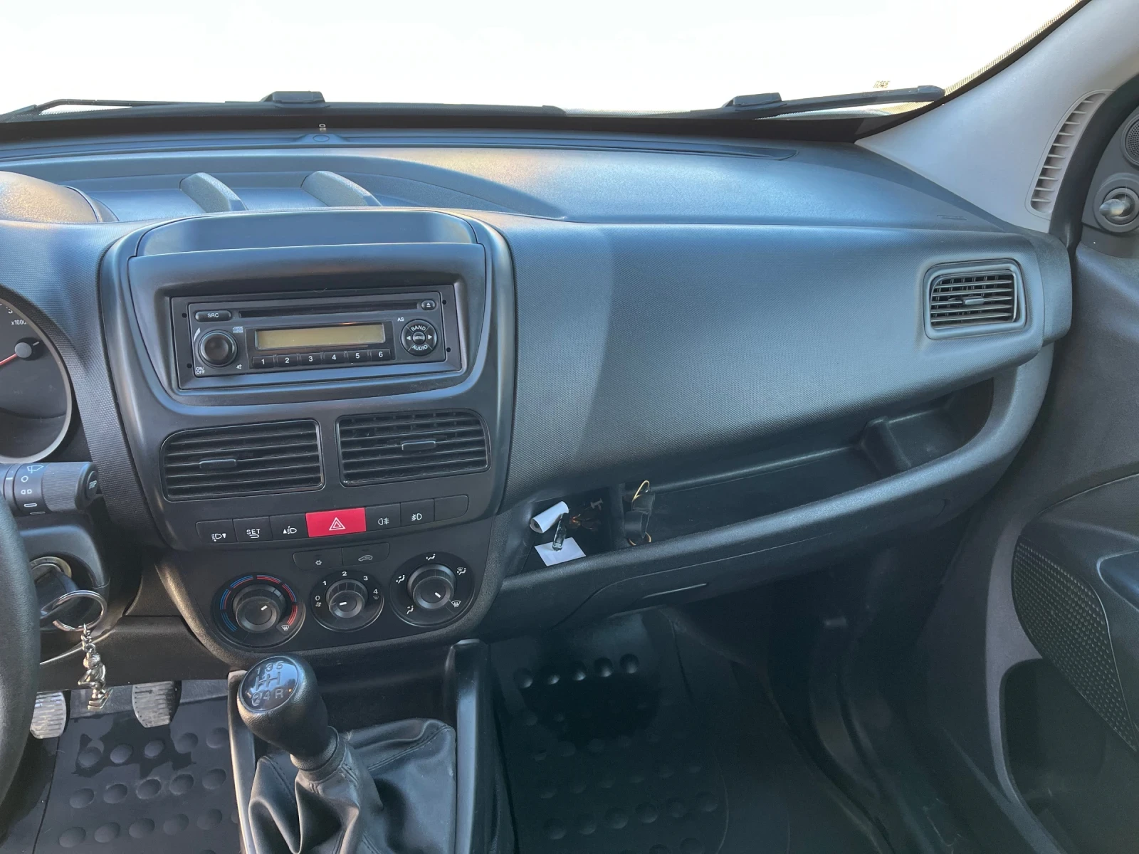 Opel Combo L2 H1  - изображение 9