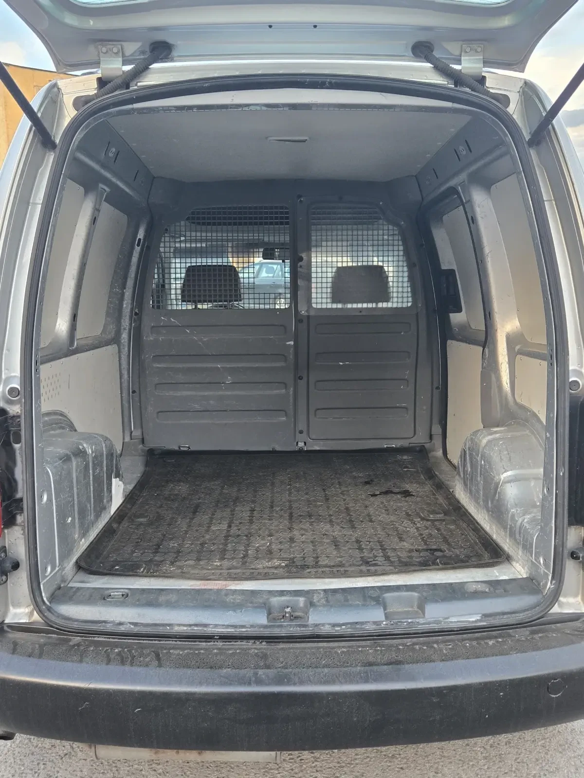 VW Caddy 2.0 EcoFuel - изображение 9